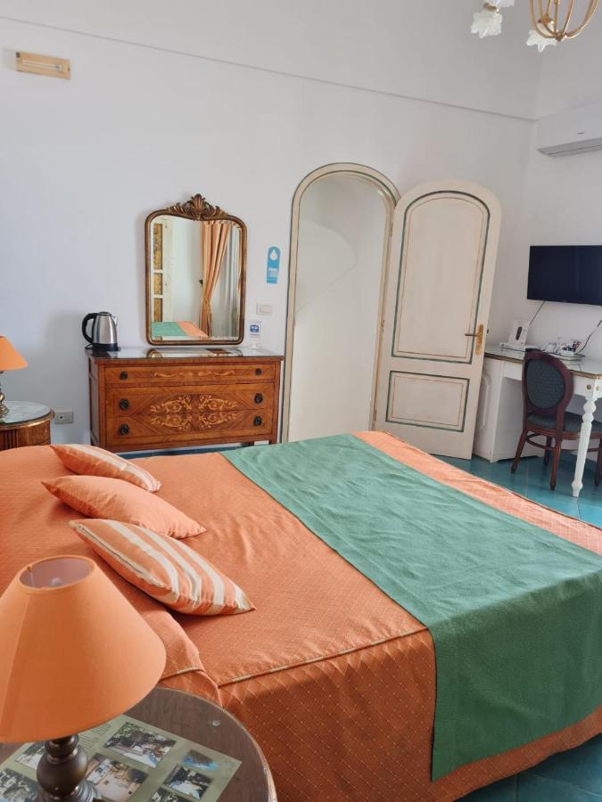 Casa Teresa Bed & Breakfast โปซิตาโน ภายนอก รูปภาพ